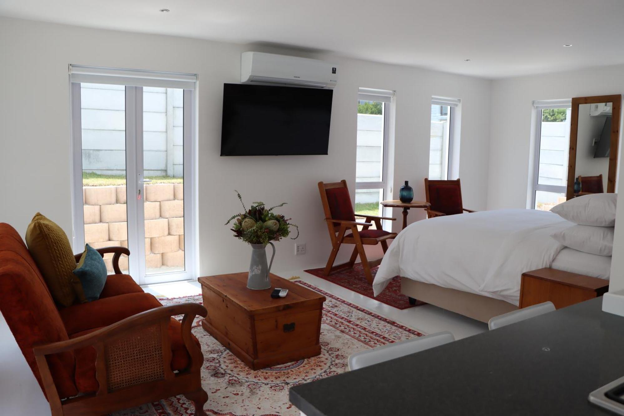 Nivenia Beach House Bettyʼs Bay Extérieur photo