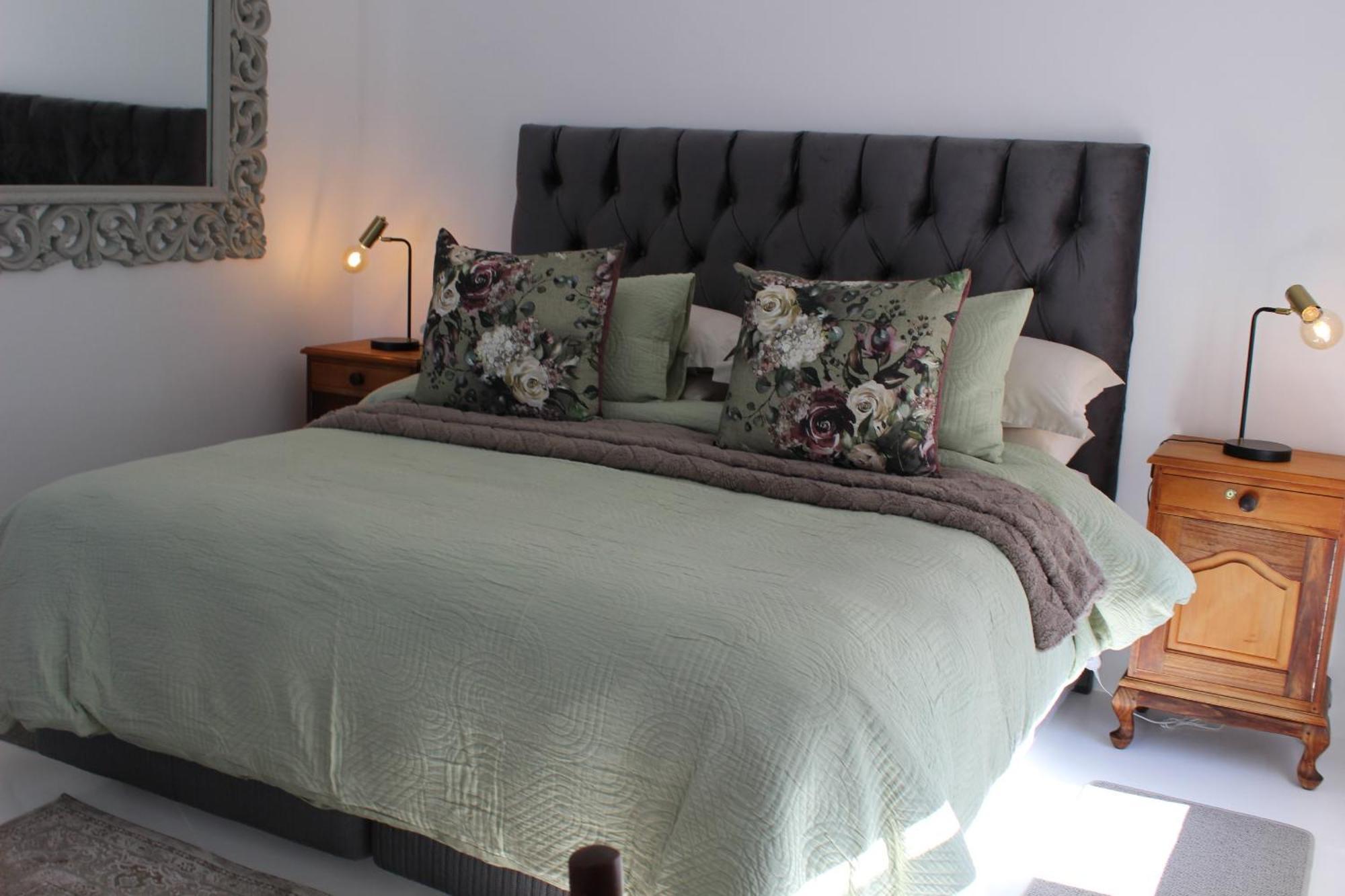 Nivenia Beach House Bettyʼs Bay Extérieur photo